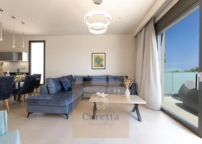 别墅 Gem Luxury Sea View *