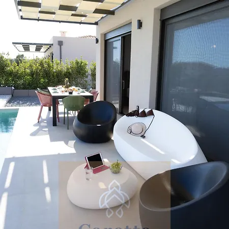 Gem Luxury Sea View Karavados