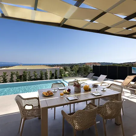 Gem Luxury Sea View 卡拉瓦杜斯